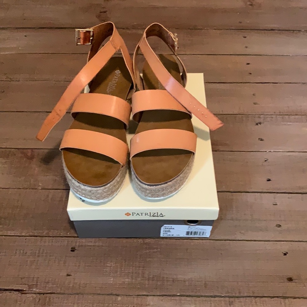 Platform Patrizia sandals